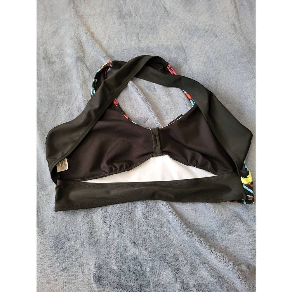 Swim top - Picture 3 of 5